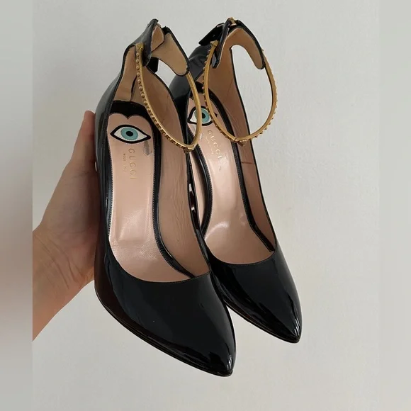 MOVING SALE!!! GUCCI HEELS NEVER WORN! Size 42 - Picture 1 of 9